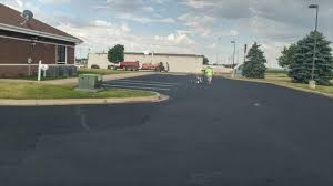 Best Concrete Driveway Installation  in Natchez, MS